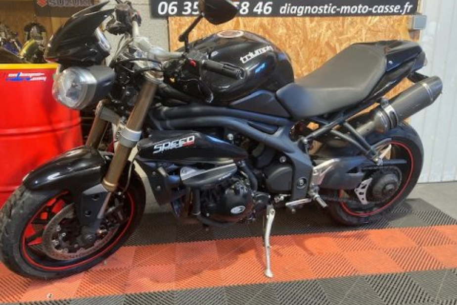 TRIUMPH SPEED TRIPLE 1050 2013, Saint-Étienne, Diagnostic Moto Casse