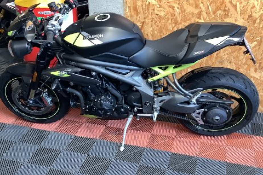 TRIUMPH SPEED TRIPLE 1050 RS 2021, Saint-Étienne, Diagnostic Moto Casse