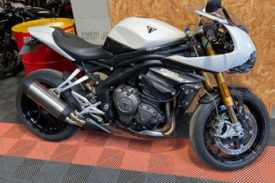TRIUMPH SPEED TRIPLE 1200 RR, Saint-Étienne, Diagnostic Moto Casse