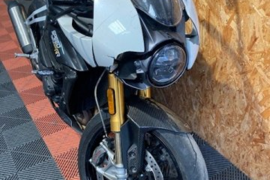TRIUMPH SPEED TRIPLE 1200 RR, Saint-Étienne, Diagnostic Moto Casse