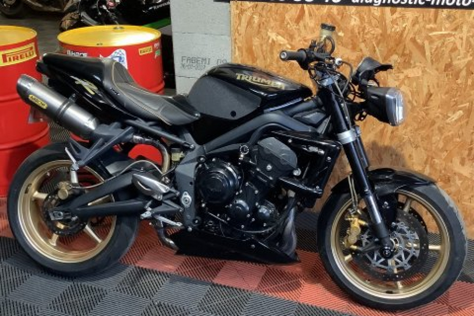 TRIUMPH STREET TRPILE 675 R 2011, Saint-Étienne, Diagnostic Moto Casse