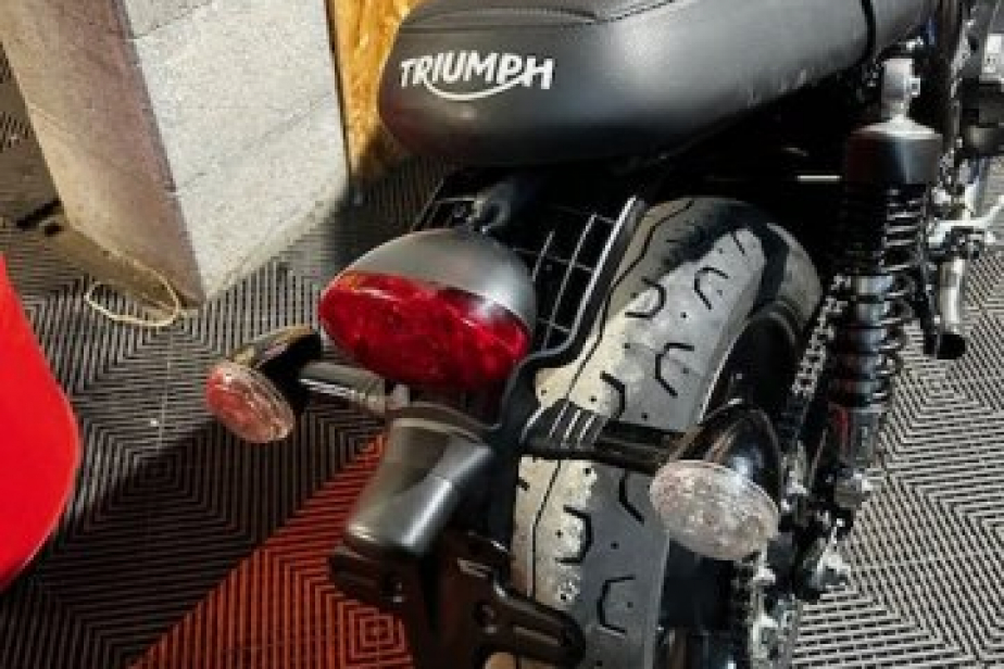 TRIUMPH STREET TWIN 2021 MTT1, Saint-Étienne, Diagnostic Moto Casse