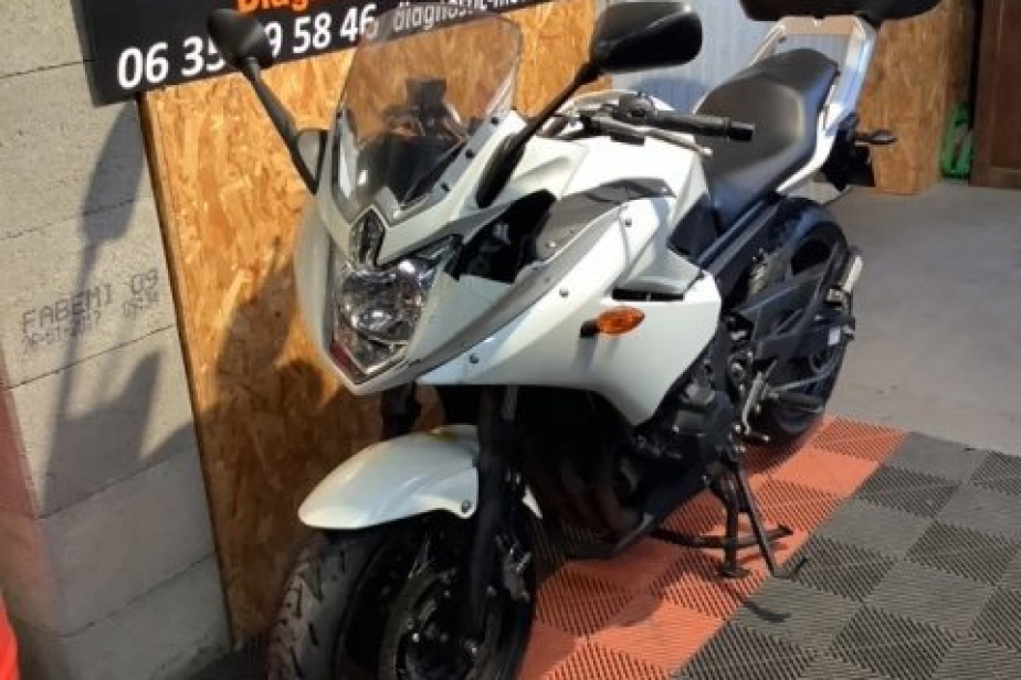 YAMAHA XJ6 DIVERSION 2014, Saint-Étienne, Diagnostic Moto Casse