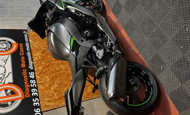 KAWASAKI ZX10R 2025, Saint-Étienne, Diagnostic Moto Casse