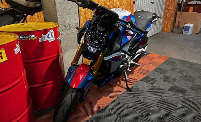 BMW F900R 2025, Saint-Étienne, Diagnostic Moto Casse