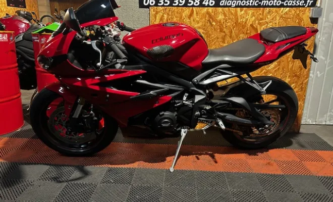 TRIUMPH 675 DAYTONA  2015, Saint-Étienne, Diagnostic Moto Casse