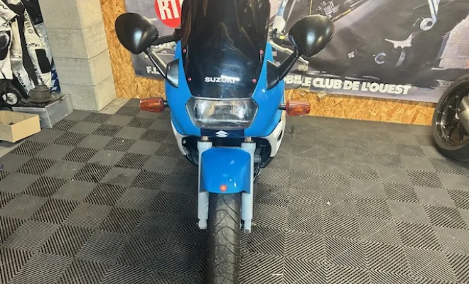 SUZUKI 750 GSXF 1994, Saint-Étienne, Diagnostic Moto Casse