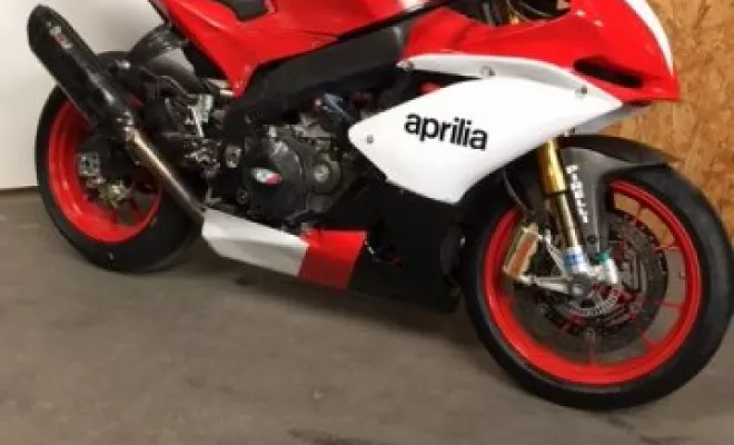 APRILIA RSV4 FACTORY APRC 2011, Saint-Étienne, Diagnostic Moto Casse