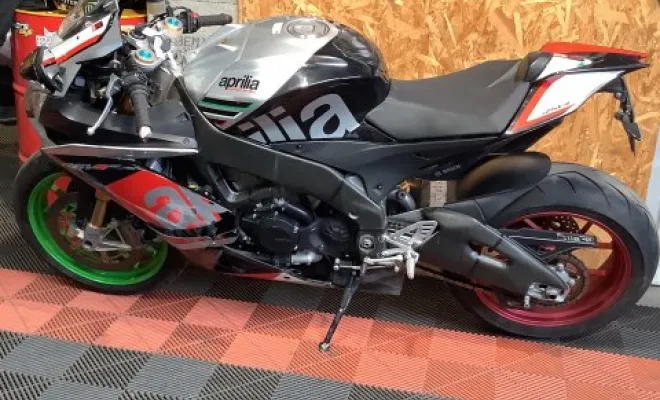 APRILIA RSV4 RF 2016, Saint-Étienne, Diagnostic Moto Casse