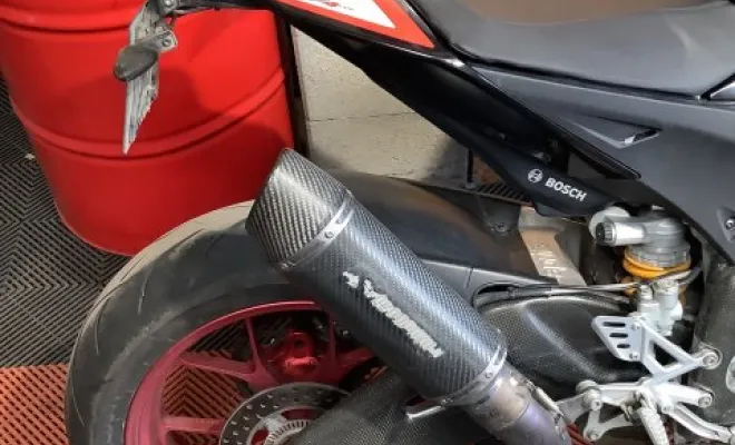APRILIA RSV4 RF 2016, Saint-Étienne, Diagnostic Moto Casse