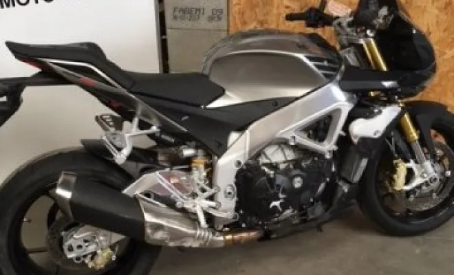 APRILIA TUONO 1100 V4 2016, Saint-Étienne, Diagnostic Moto Casse