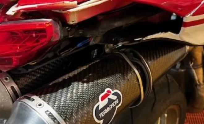 DUCATI 1098 S TRICOLORE 2008, Saint-Étienne, Diagnostic Moto Casse