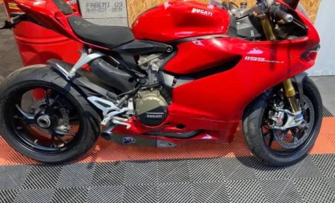 DUCATI 1199S 2012, Saint-Étienne, Diagnostic Moto Casse