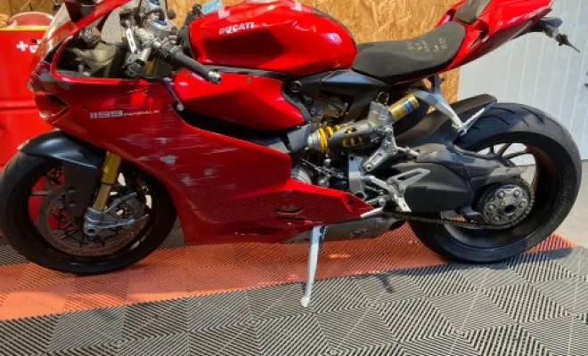 DUCATI 1199S 2012, Saint-Étienne, Diagnostic Moto Casse