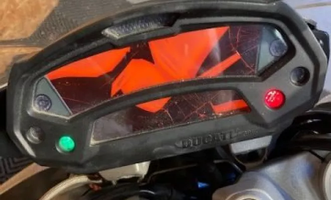 Ducati 696 MONSTER 2013, Saint-Étienne, Diagnostic Moto Casse