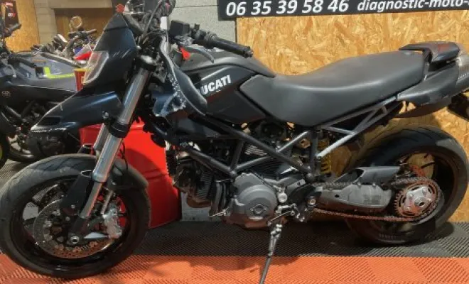DUCATI 796 HYPERMOTARD, Saint-Étienne, Diagnostic Moto Casse