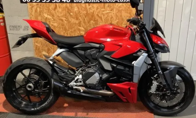 DUCATI STREETFIGHTER V2 2022, Saint-Étienne, Diagnostic Moto Casse