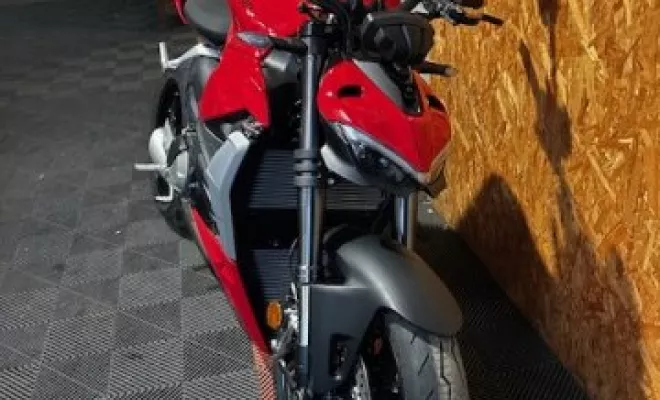 DUCATI STREETFIGHTER V2 2024, Saint-Étienne, Diagnostic Moto Casse