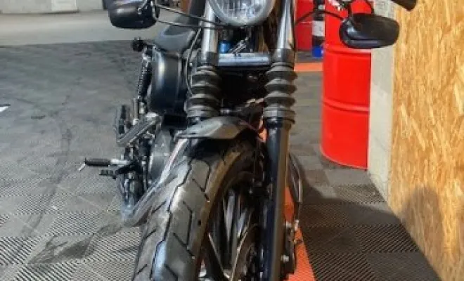 HARLEY DAVIDSON 883 IRON SPORTSTER 2014, Saint-Étienne, Diagnostic Moto Casse
