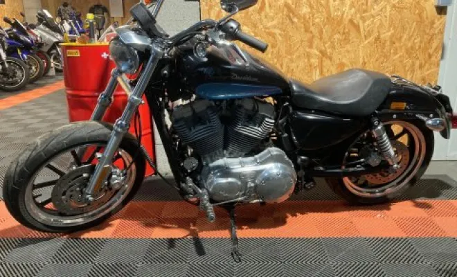HARLEY DAVIDSON 883 SPORTSTER 2013, Saint-Étienne, Diagnostic Moto Casse