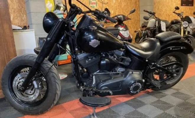 HARLEY DAVIDSON SOFTAIL SLIM 2013, Saint-Étienne, Diagnostic Moto Casse