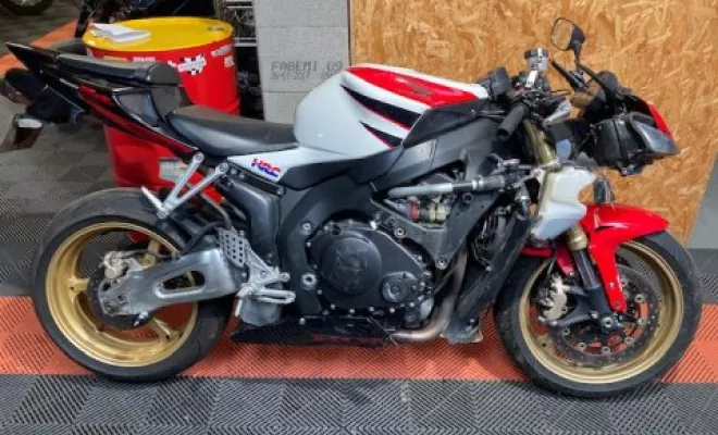 HONDA 1000 CBR 2007, Saint-Étienne, Diagnostic Moto Casse