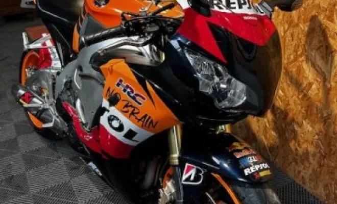 HONDA 1000 CBR REPSOL 2011, Saint-Étienne, Diagnostic Moto Casse