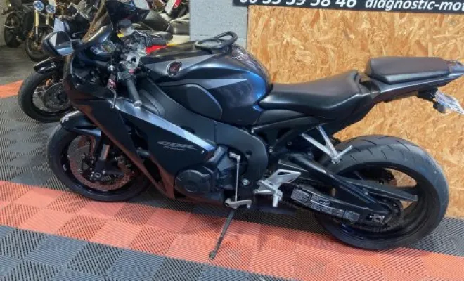 HONDA 1000 CBR RR 2010 ABS FULL, Saint-Étienne, Diagnostic Moto Casse