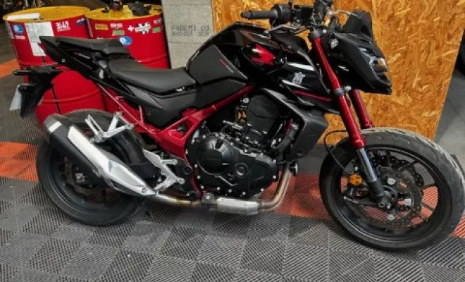 HONDA CB 750 HORNET 2024, Saint-Étienne, Diagnostic Moto Casse