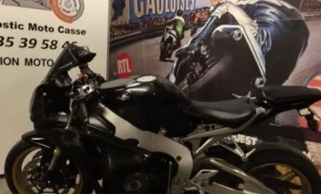 Honda CBR1000RR 2010, Saint-Étienne, Diagnostic Moto Casse