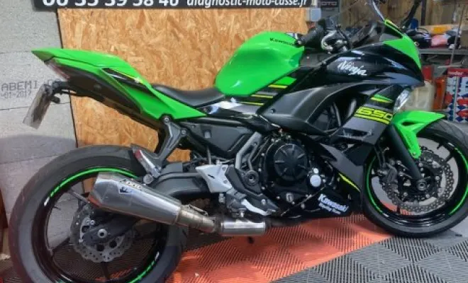 KAWASAKI Z650 NINJA ABS, Saint-Étienne, Diagnostic Moto Casse