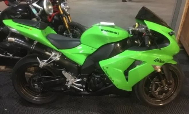 KAWASAKI ZX10R 2006, Saint-Étienne, Diagnostic Moto Casse
