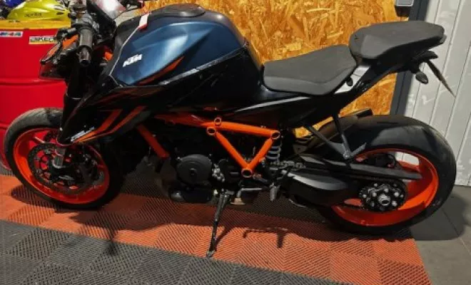 KTM 1290 R SUPER DUKE 2023, Saint-Étienne, Diagnostic Moto Casse