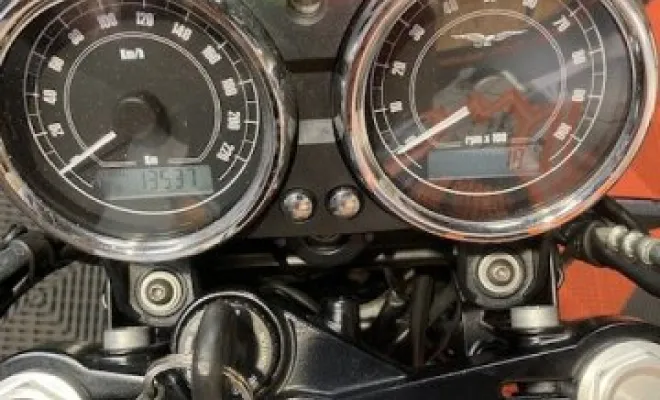 Moto Guzzi V7 racer 2010, Saint-Étienne, Diagnostic Moto Casse