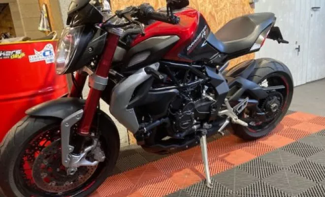 MV AGUSTA 800 DRAGSTER RR 2015, Saint-Étienne, Diagnostic Moto Casse