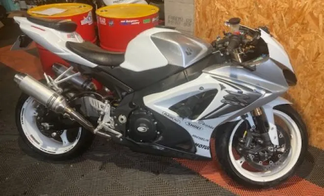 SUZUKI 1000 GSXR 2008, Saint-Étienne, Diagnostic Moto Casse