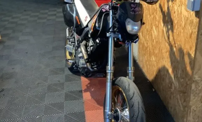 SUZUKI 650 DR 1999, Saint-Étienne, Diagnostic Moto Casse