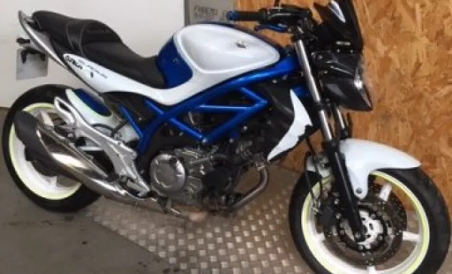 Suzuki 650 Gladius 2009 bridée A2, Saint-Étienne, Diagnostic Moto Casse