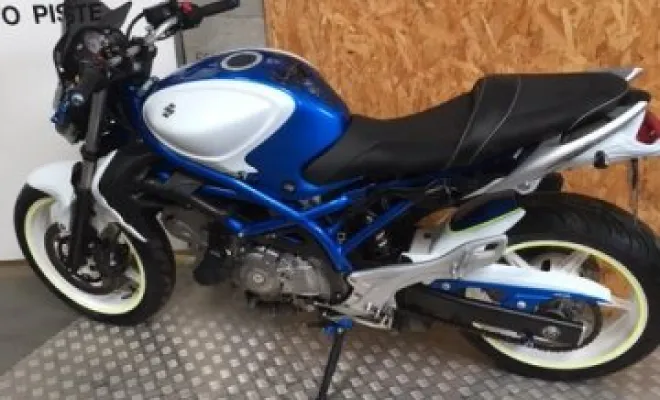 Suzuki 650 Gladius 2009 bridée A2, Saint-Étienne, Diagnostic Moto Casse