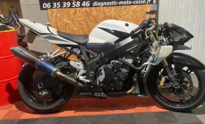 SUZUKI 750 GSXR, Saint-Étienne, Diagnostic Moto Casse