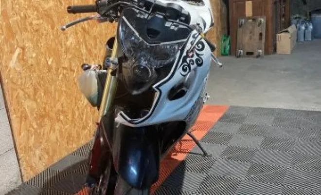 SUZUKI 750 GSXR, Saint-Étienne, Diagnostic Moto Casse