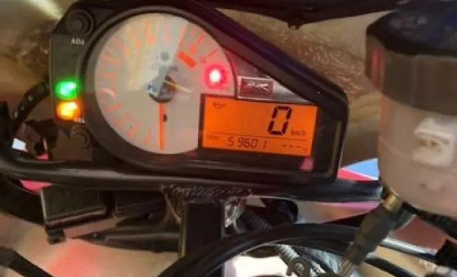 SUZULI 1000 GSXR 01, Saint-Étienne, Diagnostic Moto Casse