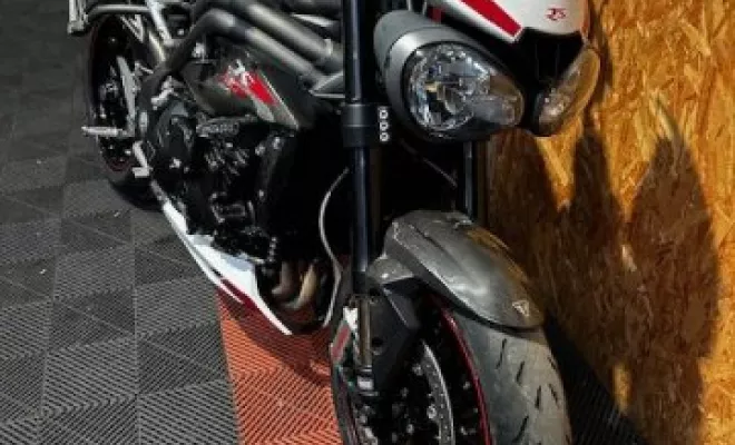 TRIUMPH 1050 RS 2019, Saint-Étienne, Diagnostic Moto Casse