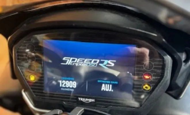 TRIUMPH 1050 RS SPEED TRIPLE 2018, Saint-Étienne, Diagnostic Moto Casse