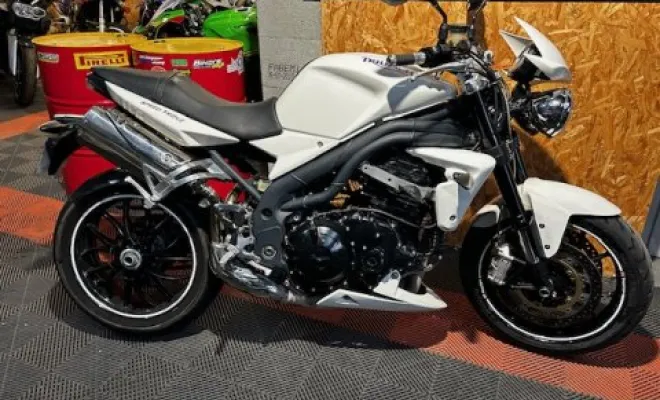 TRIUMPH 1050 SPEED TRIPLE 2008, Saint-Étienne, Diagnostic Moto Casse