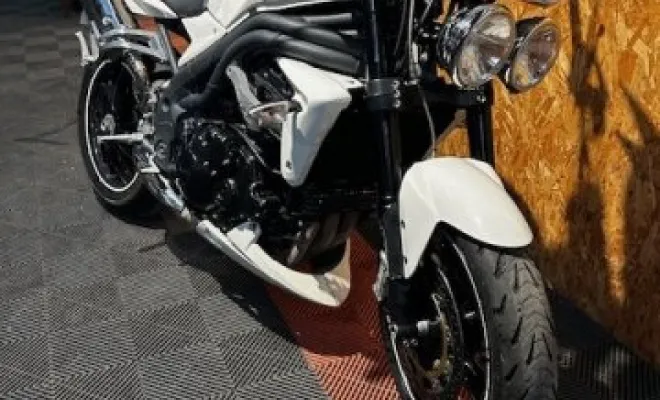 TRIUMPH 1050 SPEED TRIPLE 2008, Saint-Étienne, Diagnostic Moto Casse