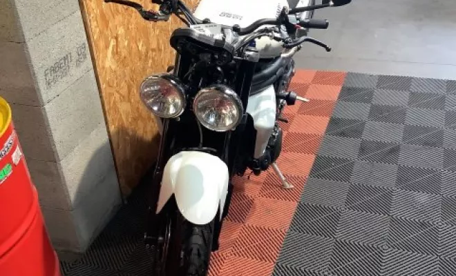 TRIUMPH 1050 SPEED TRIPLE 2008, Saint-Étienne, Diagnostic Moto Casse
