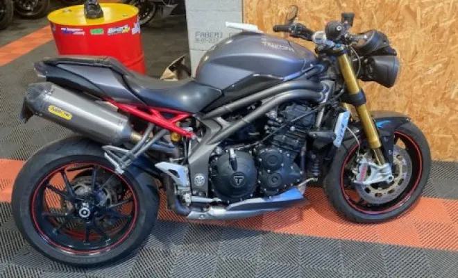 TRIUMPH 1050 SPEED TRIPLE R 2016, Saint-Étienne, Diagnostic Moto Casse