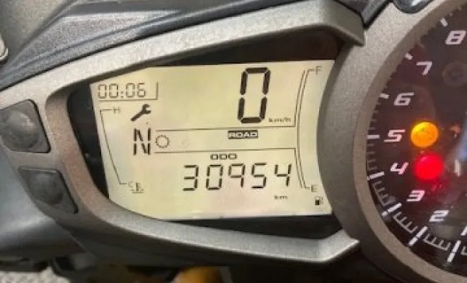 TRIUMPH 1050 SPEED TRIPLE R 2016, Saint-Étienne, Diagnostic Moto Casse