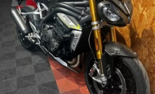 TRIUMPH 1200 RS SPEED TRIPLE 2022, Saint-Étienne, Diagnostic Moto Casse